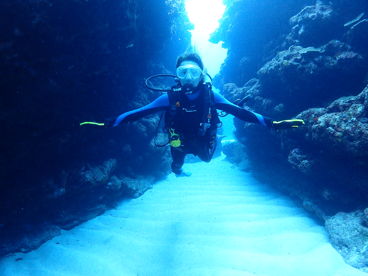 白い砂も与論の魅力