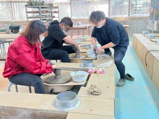 講師が優しく丁寧にサポートさせて頂きながら体験頂けます♪