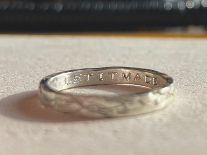 w֍̌̂qlɂ́Awւ̓ɓ鍏𖳗Ńv[gĂ܂BCjVȂǂłɓʂȎwւɂĂ݂Ă͂ł傤