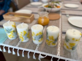 ミモザのキャンドル*黄色と緑のコントラストが可愛いです*(写真はサンプルです)