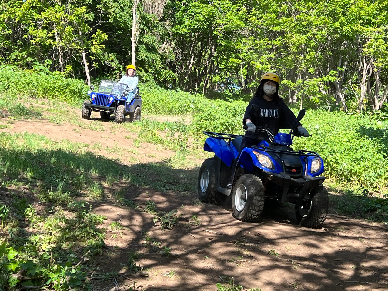 四輪バギー体験】森を疾走！爽快感を楽しんで！<同時に4台まで走行可能