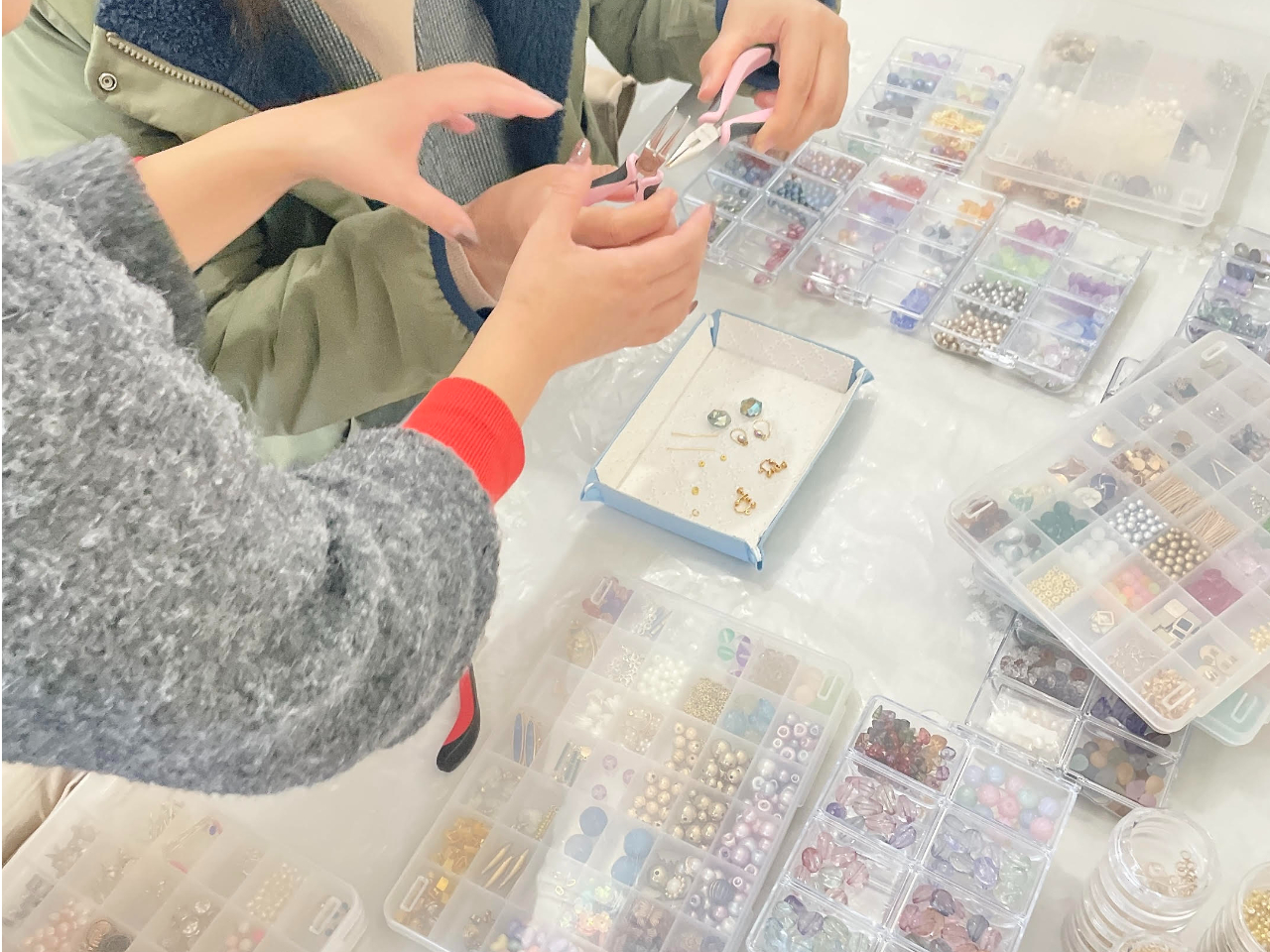 工具の持ち方や基礎、コツまで丁寧に教えていきますので、未経験者も大歓迎♪