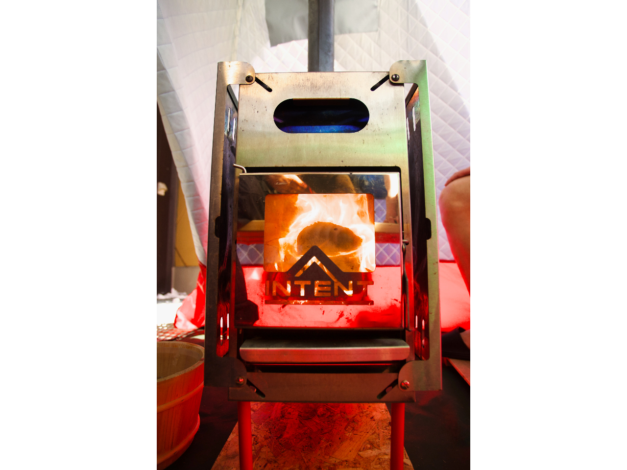 INTENT �X�g�[�u