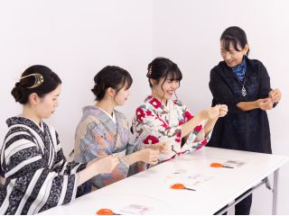 楽しい雰囲気で体験していただきます。