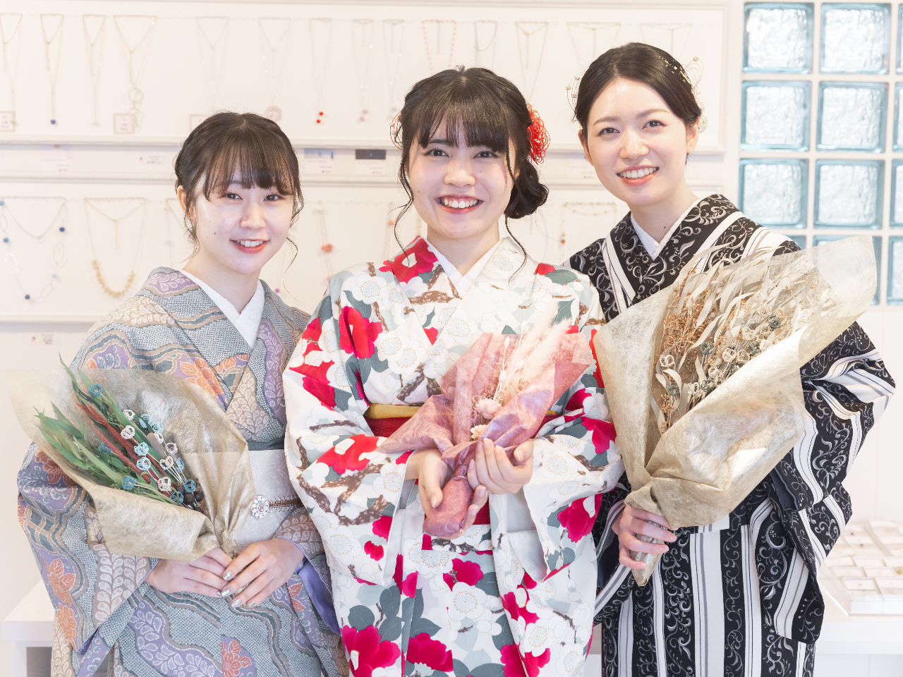 金沢旅行の思い出に♪》犀川のほとりで水引アクセサリー作り体験+水引
