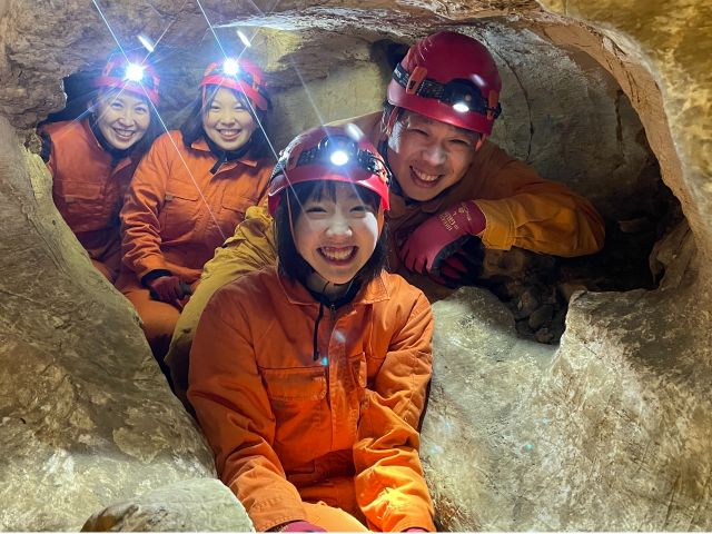 年齢・性別・体力・経験、いろんな心配があると思いますが… 山を歩くより疲れず、汗をかかずに非日常体験ができる素敵なアクティビティなのです♪ さぁ、あなたも!