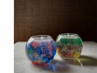 お好みのカラーでグラデションのジェルキャンドルを作ります。大人も子供も楽しめれるメニューです。