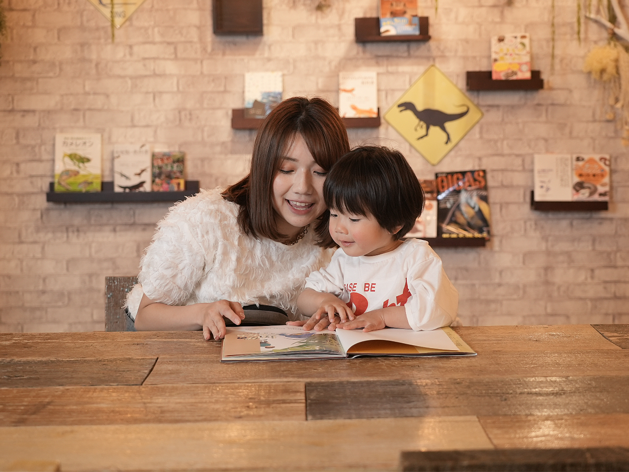 �wNIM�L�����v�x�ꑧ���Ȃ��炨�׋��I