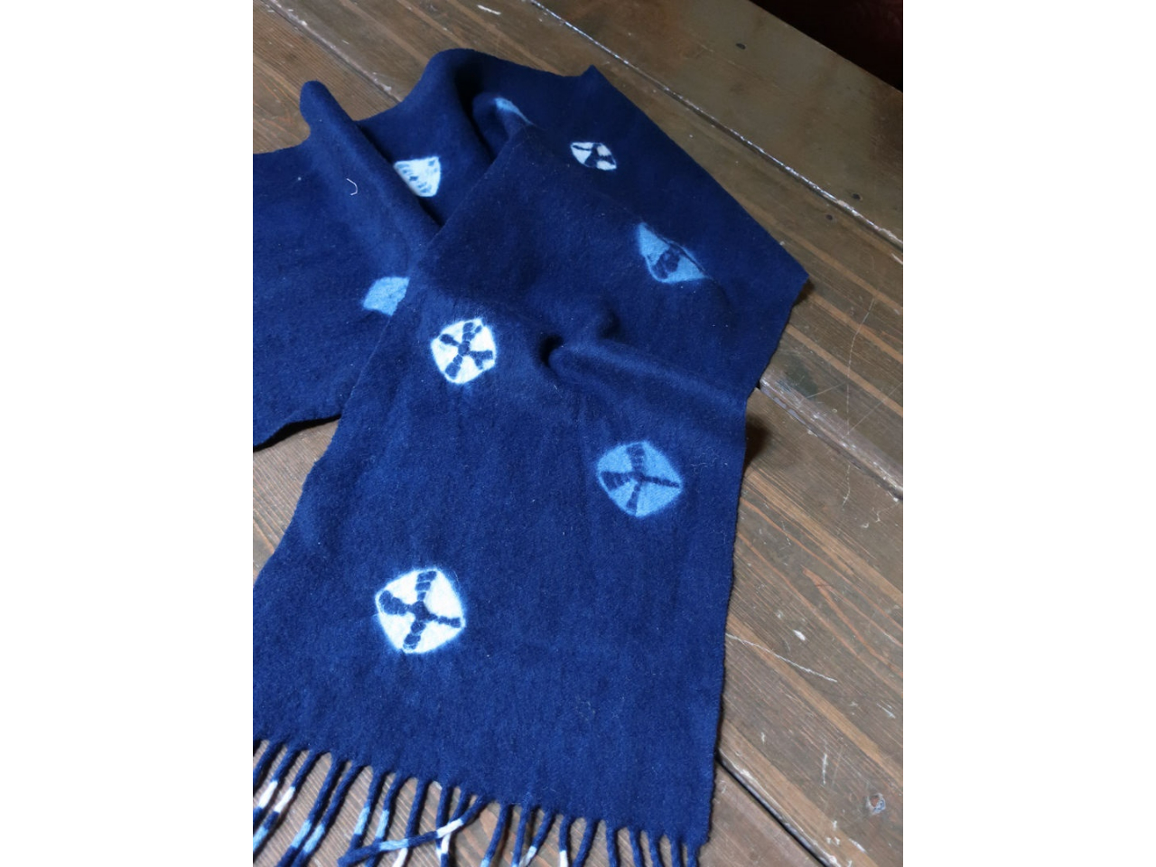 羊毛の藍染体験