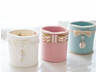 カルトナージュ体験レッスン。作品は3つからえらべます。こちらはペンやカトラリー立て・小物入れ・リモコンスタンドにも使用していただけます