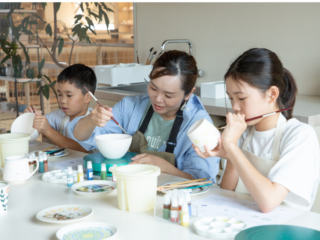 絵付け体験 マグカップ、お茶碗、パン皿など選べるmy食器づくり~11:00~