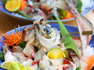 関あじ関さばの姿造り(要予約)