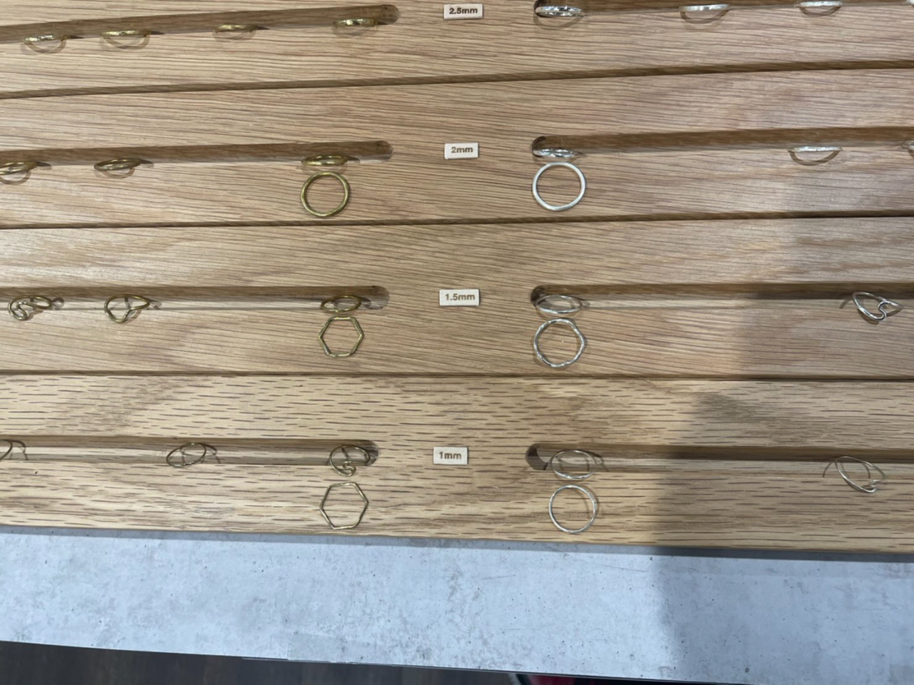 �T�C�Y�̃T���v���@1�~���`