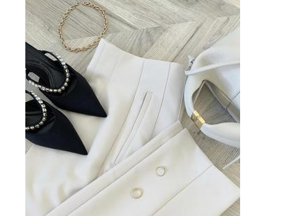 4シーズンからメインシーズンとサブシーズンをお伝えします♪骨格診断は最も似合うファッションのデザインと素材感がわかります!各診断結果は一生変わりません。