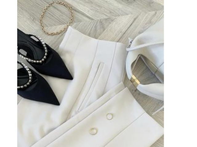 4シーズンからメインシーズンとサブシーズンをお伝えします♪骨格診断は最も似合うファッションのデザインと素材感がわかります!各診断結果は一生変わりません。