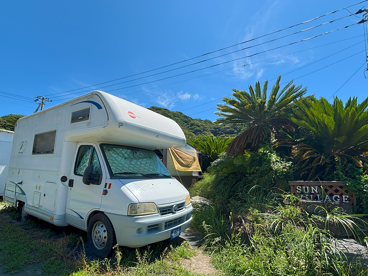 【中型キャンピングカー宿泊プラン】冷暖房完備で快適!BBQデッキ付き