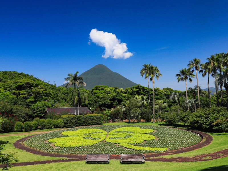 花広場(開聞岳を望む)