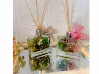お花を選べるアロマディフューザー