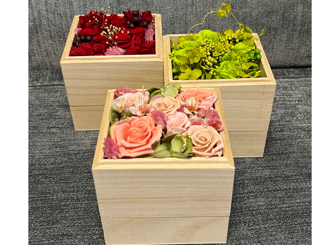 お花を選べる桐の箱で作るボックスフラワー/アジューレ AZURE