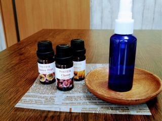 アロマスプレー♪お部屋の芳香スプレー、虫よけスプレー、マスクスプレー衣類スプレーなど色んな用途に幅広く使用することができます。