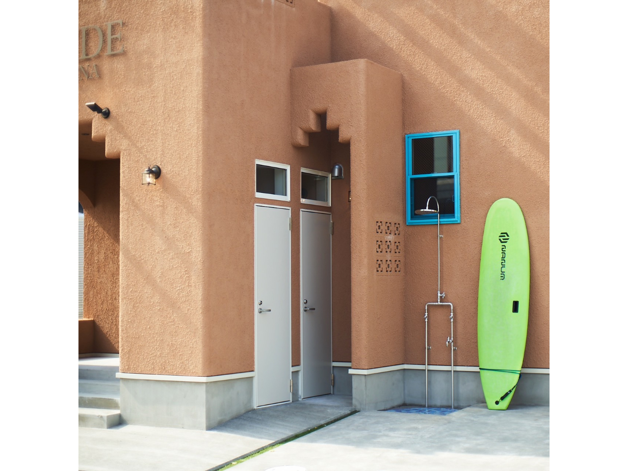 OɃV[ƍXߎQ܂BT[tBCł̃ANeBreB̌r[`璼ڂz̎{݂p܂B