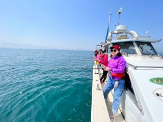 釣りを楽しむ香港客