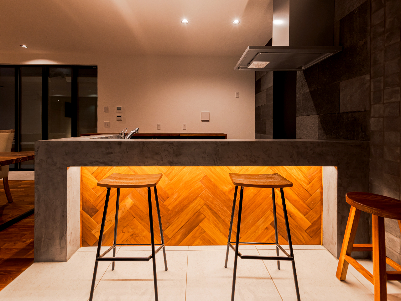 p[eB[[{eXFLb`OɂBARJE^[܂BOWA[ȋԂy݂B