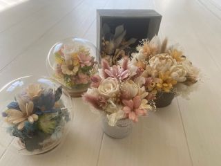 お好みのプリザーブドフラワー、ソラフラワーを選んで作るアレンジです。ご予約が確定しましたら、ご希望の内容をお知らせ下さい。(画像はイメージです)