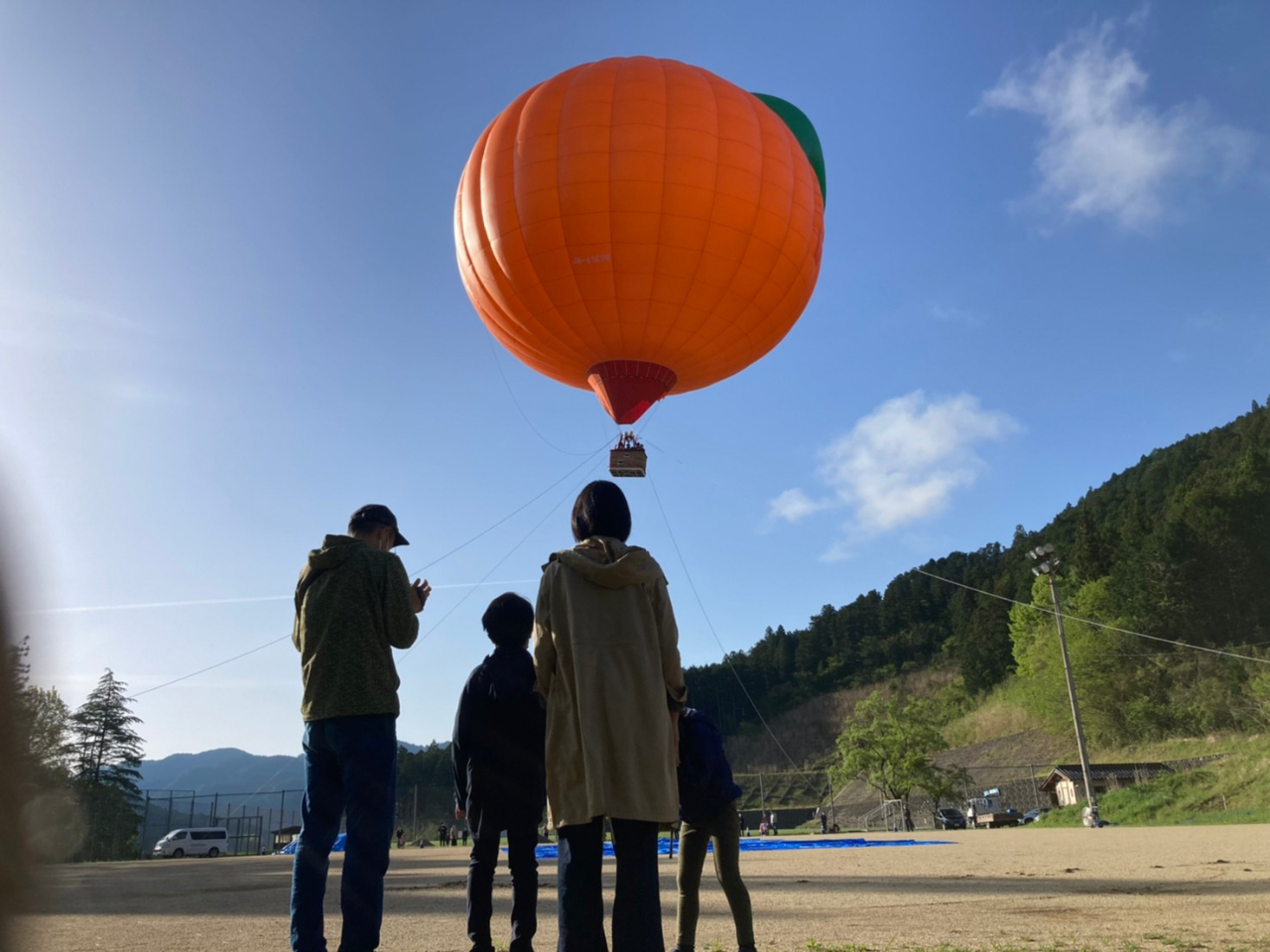 �n�ォ��҂����ł��y�����B�M�C���̑傫���Ɉ����ł��I