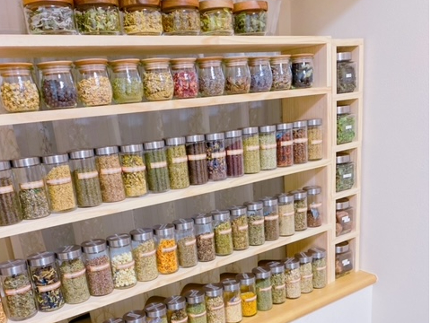 eB[[łDȃn[u`CXĂB100ވȏ葵Ă܂B