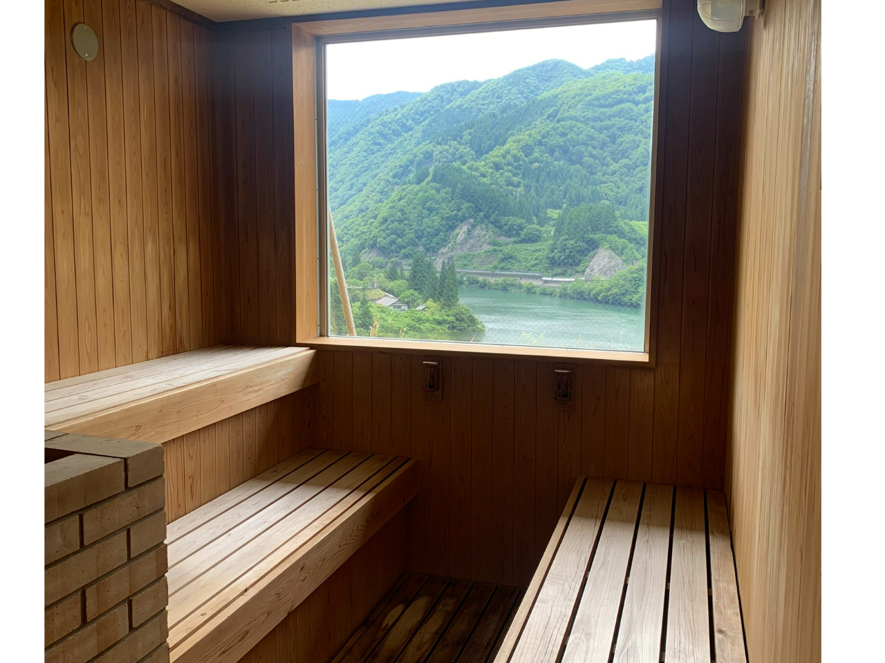 傫ȑiF𒭂߂ȂÂȂŃTEiy݂܂B