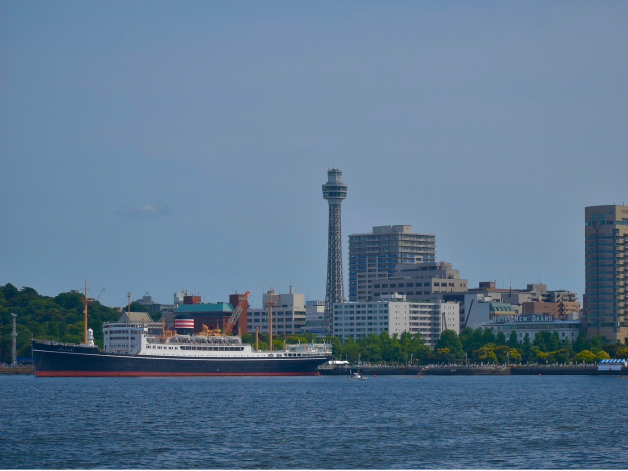 氷川丸・横浜マリンタワー・山下公園