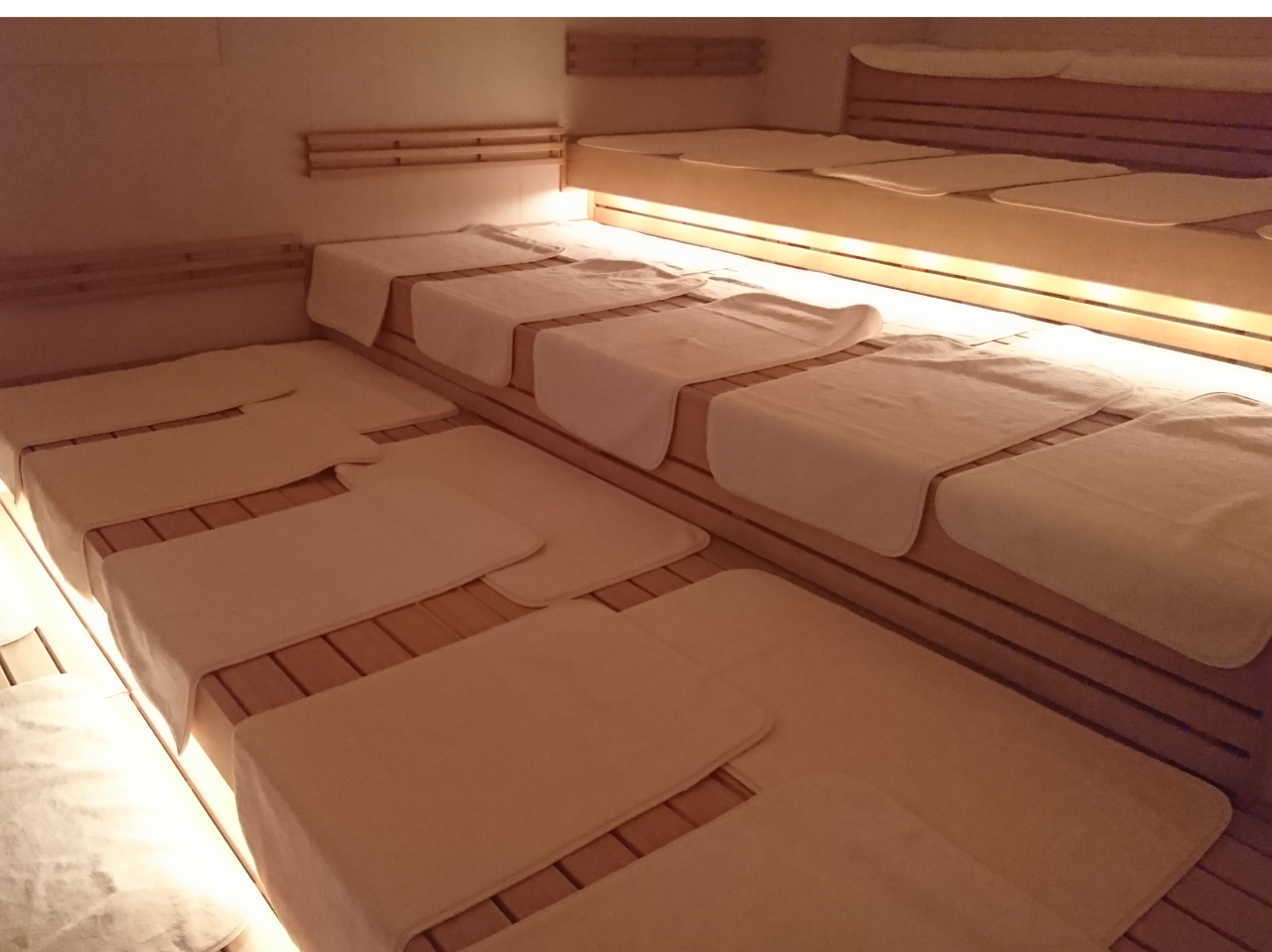 j^[TEi3iōŏi100I[o[̎ܔMdlII