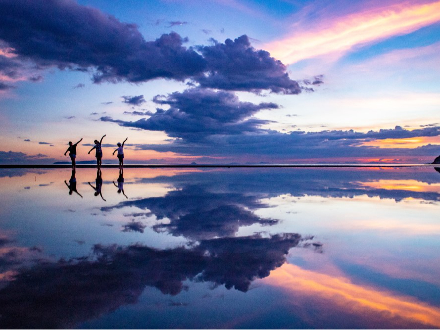 ꃖl̐i͉ƌĂTZbgB˓C̉₩ȊCɗ[łԂ̓XyV^CBԂ[Ă̕ꃖlȂXyV}`bN^CI