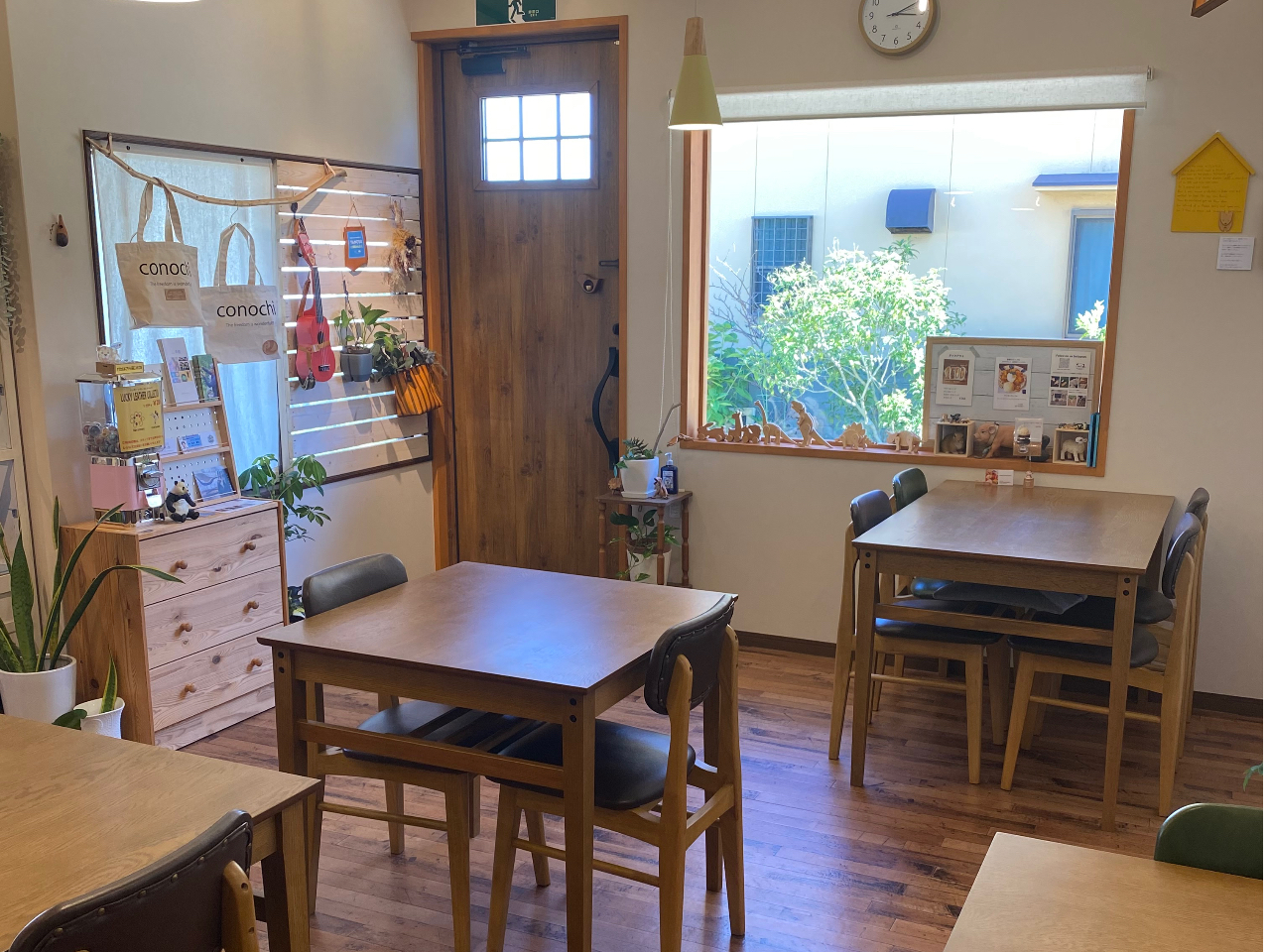 �H�[�̂ƂȂ肪�J�t�F