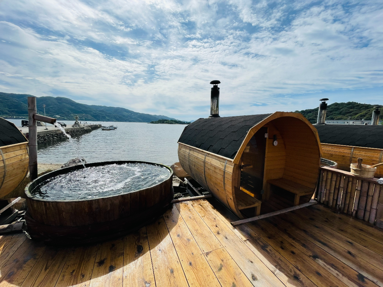 海を眺めながらサウナが楽しめます!