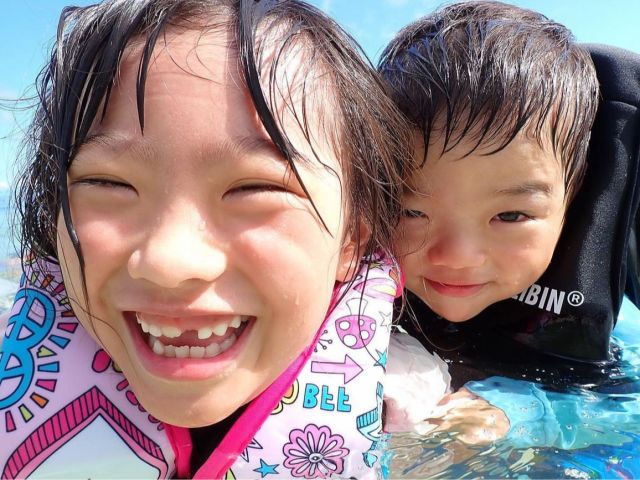 笑顔満点♪はじめは水が怖くてもみんなん最後はこの笑顔になります!お任せください!