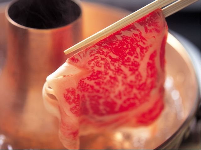 厳選された国産牛しゃぶしゃぶが、なんと!【90分間食べ放題♪】※イメージ