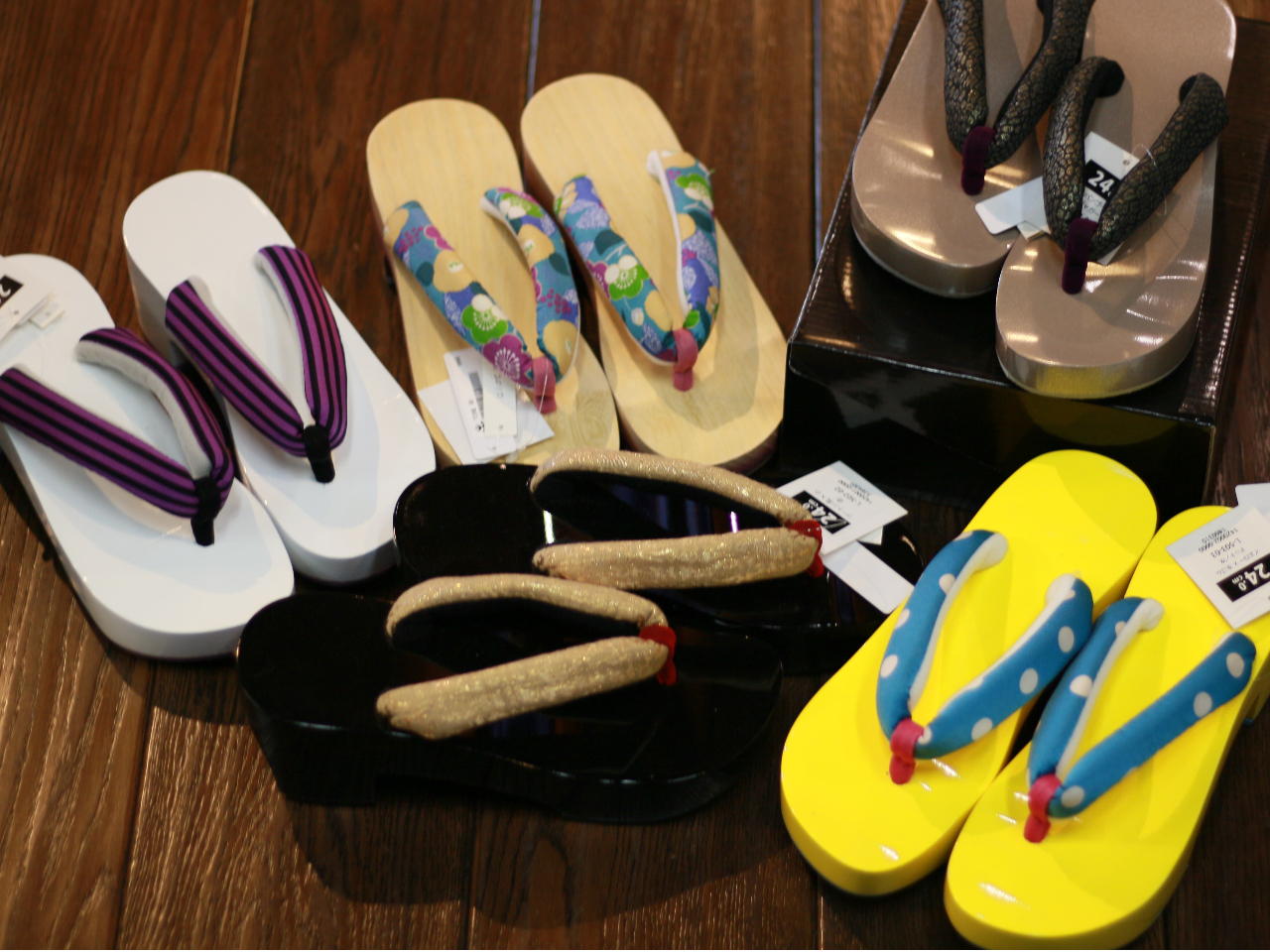 ��������̃R�[�f�B�l�[�g�������k���Ȃ��猈�߂Ă��������܂���