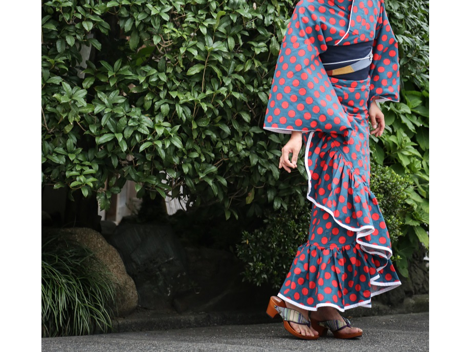 �G�߂ɍ��킹���N�₩�ȕ���q�����y���݂���������