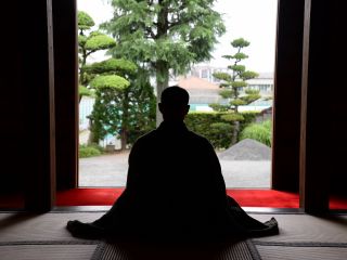禅寺で坐禅体験