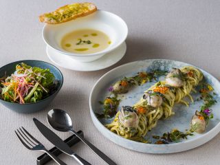 フローラウンジ(1階)