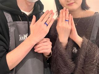 旅行で神戸を訪れたカップルに加え、地元のママ友やご夫婦などミドルやシニアのお客様にもものづくりを楽しんで頂いてます。