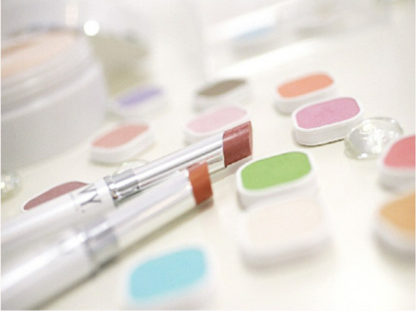 似合う色でメイクをすると、より素敵な自分に出会える!!!お試しもできちゃいます!