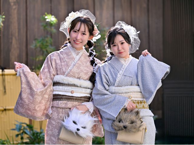 レースインナー、帯締め、飾り襟、ファー帯揚げ、をあしらってモリモリに!トーク帽は別料金となります