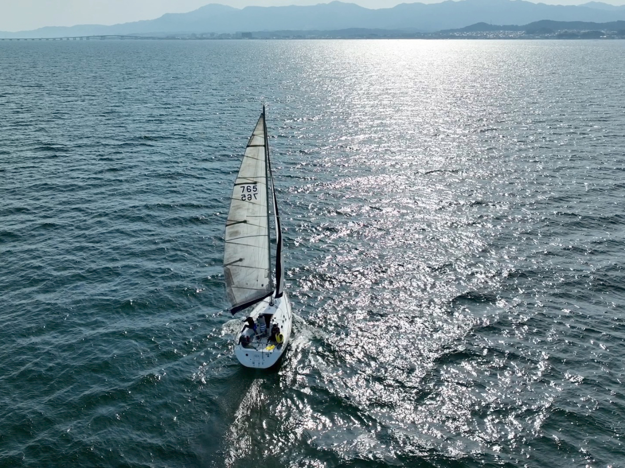 ドローンならこんな角度からも撮影できます