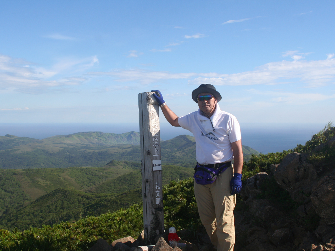 【1グループ貸し切り!】礼文岳コース~経験者向けトレッキング~