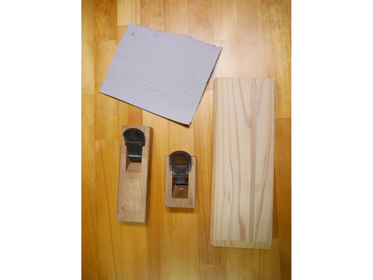 作成に必要なやすり や カンナは全てお貸出しします!