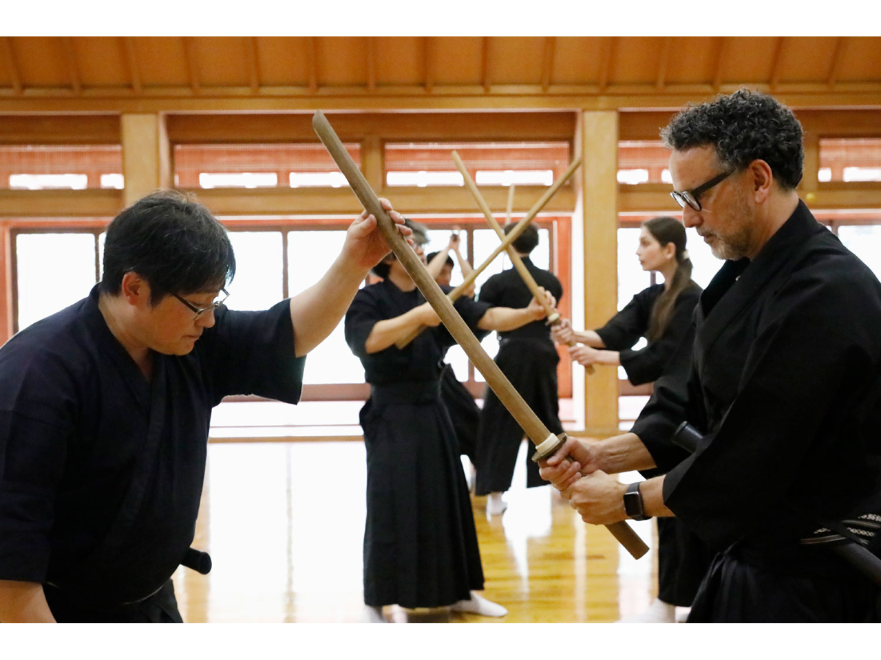 EIȕpƁEMAځAEp̐^𒼐ڊwׂMdȋ@Bۂ̉ԋ߂ő̊ȂAJ{iIȎwՂƂ\܂B