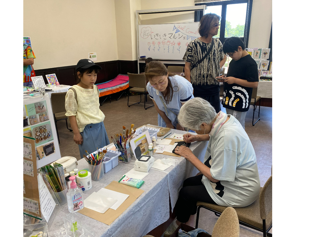 丁寧にお教えしますので、初めての方も安心しておこしください☆